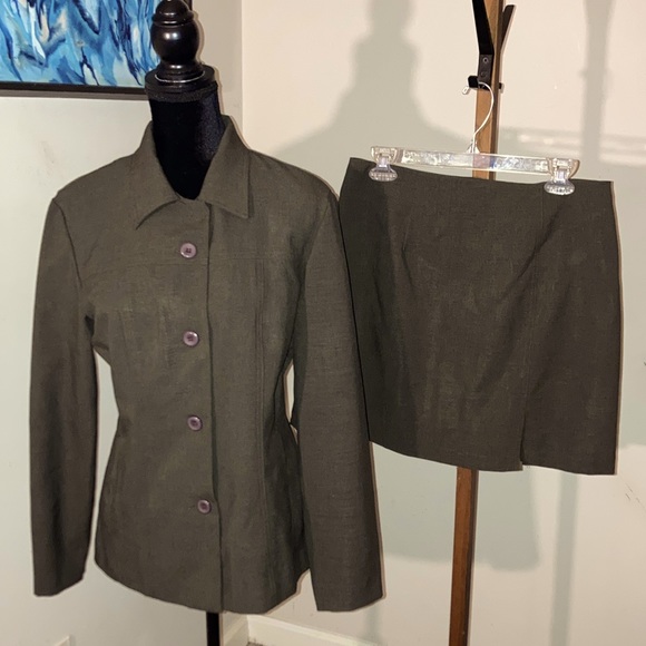 La Belle Dresses & Skirts - LaBelle | Young Womens /Juniors Vintage Olive Green Mini Skirt Suit - Size 13